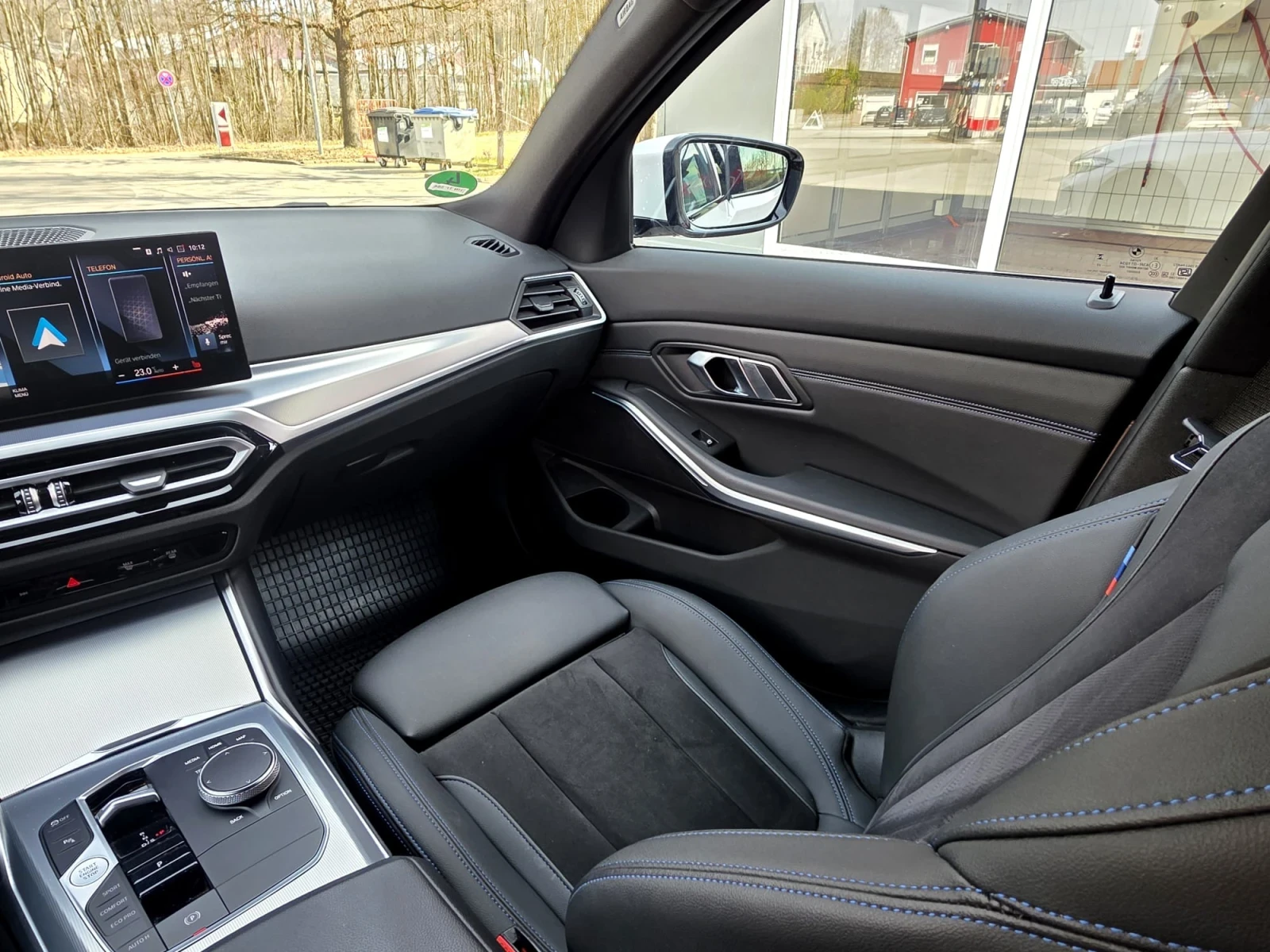 BMW 320 X Drive Facelift M пакет. Пълна сервизна история., снимка 13 - Автомобили и джипове - 53909331