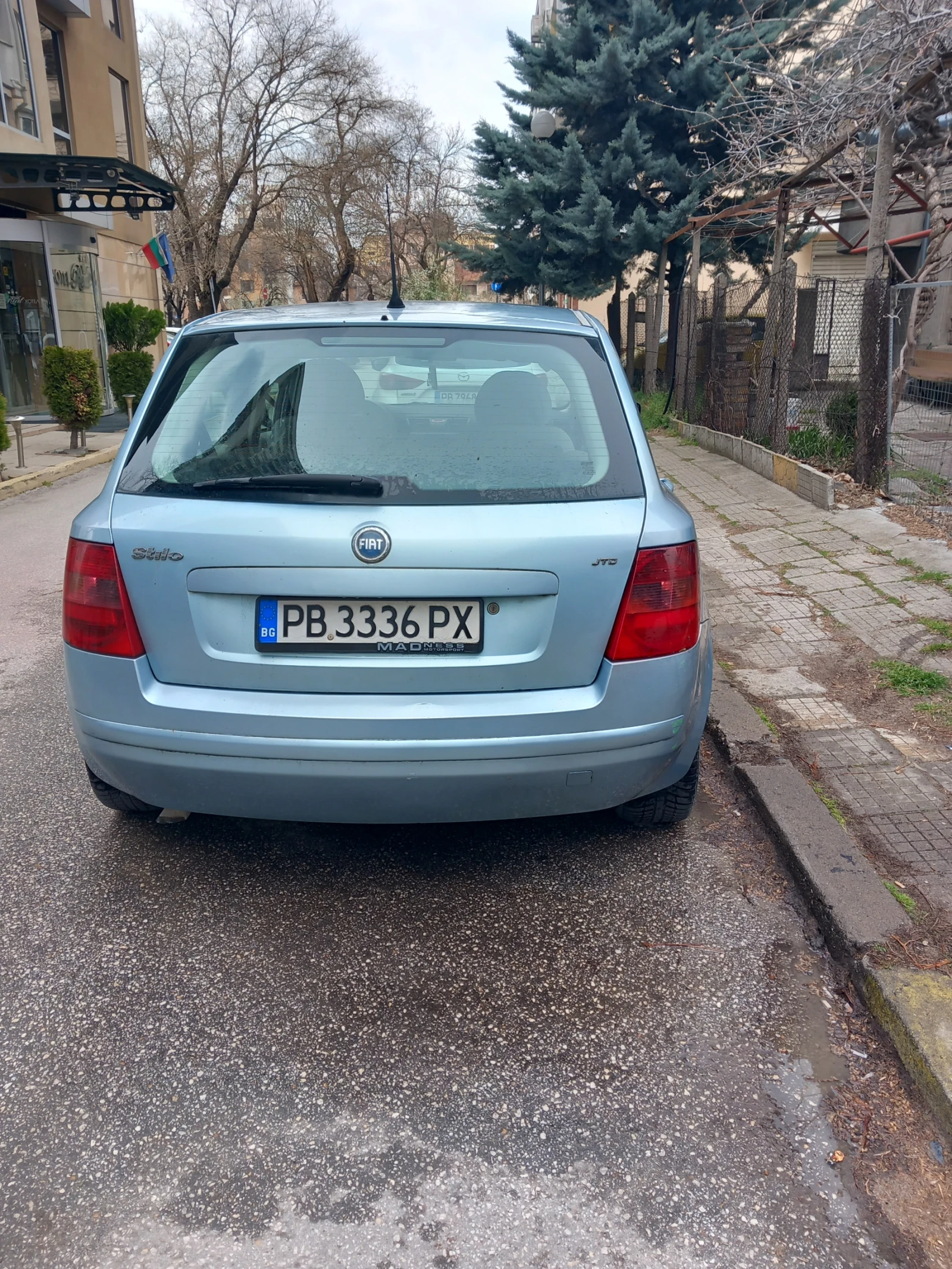 Fiat Stilo 1.9 JTD, снимка 3 - Автомобили и джипове - 54011620