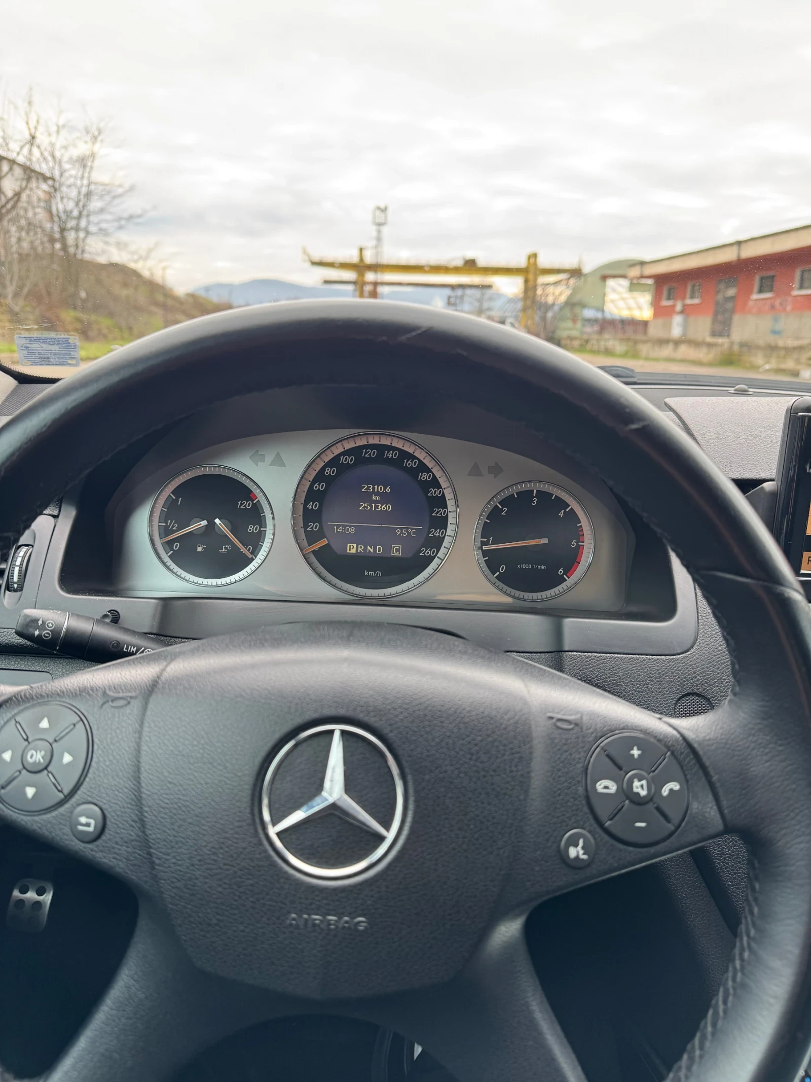 Mercedes-Benz C 220, снимка 14 - Автомобили и джипове - 54041010