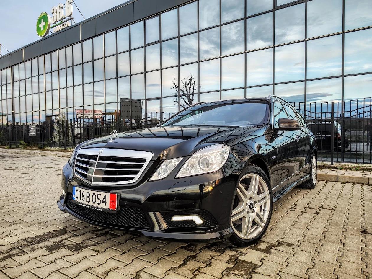 Mercedes-Benz E 350 * AMG* 4-MATIC* AVANTGARDE* PANORAMA* FULL