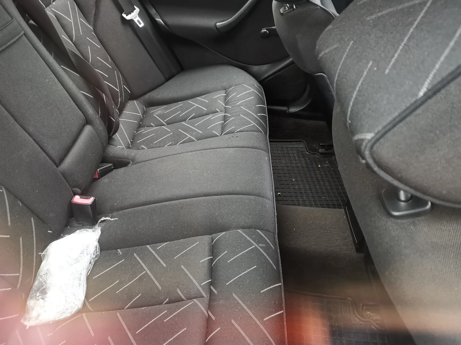 Mercedes-Benz 200 Compressor 192hp LPG, снимка 7 - Автомобили и джипове - 54360170