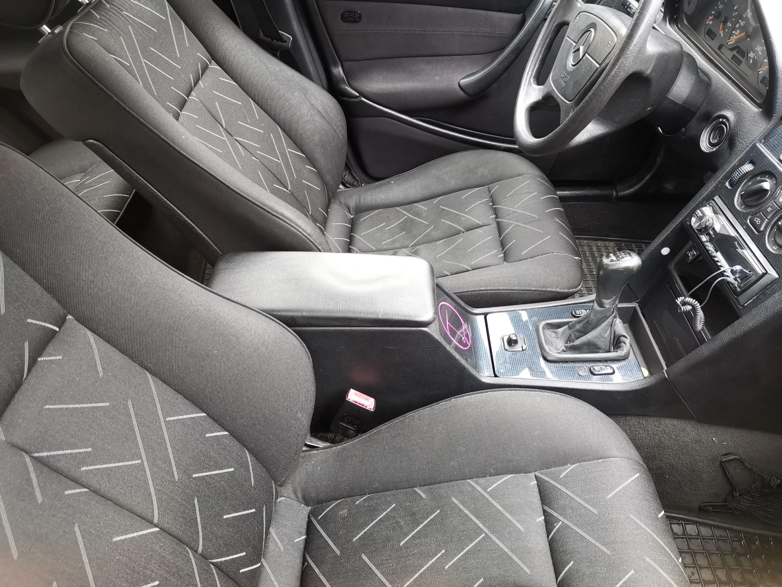 Mercedes-Benz 200 Compressor 192hp LPG, снимка 6 - Автомобили и джипове - 54360170