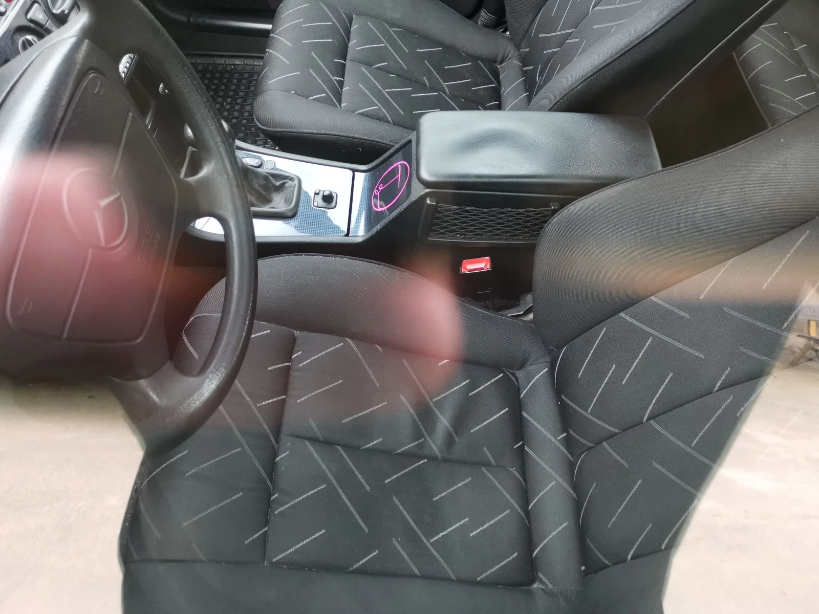 Mercedes-Benz 200 Compressor 192hp LPG, снимка 8 - Автомобили и джипове - 54360170