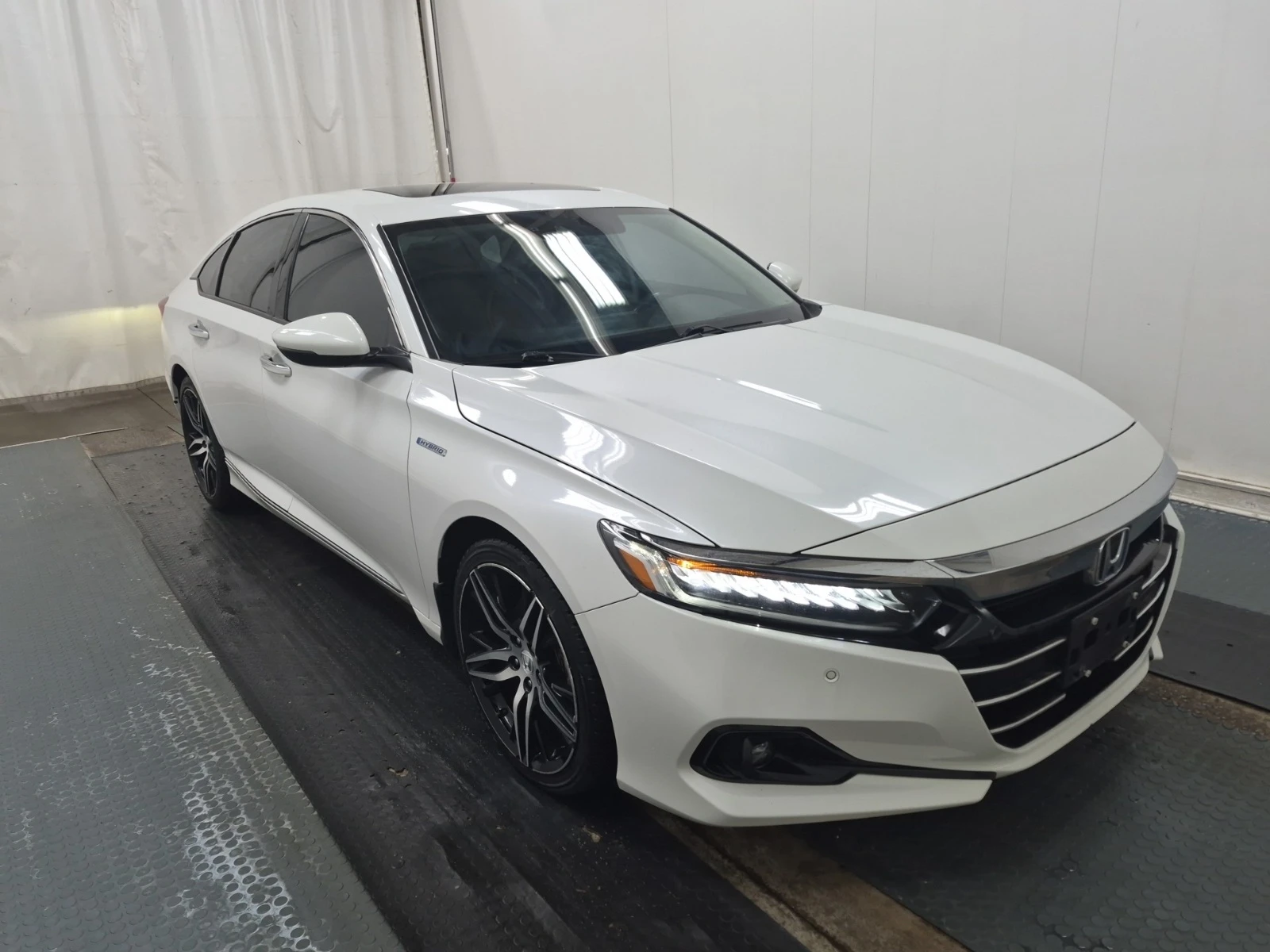 Honda Accord HYBRID 2.0 TOURING * * CARFAX * * ���� ������ * *  | Mobile.bg � ����������� 2