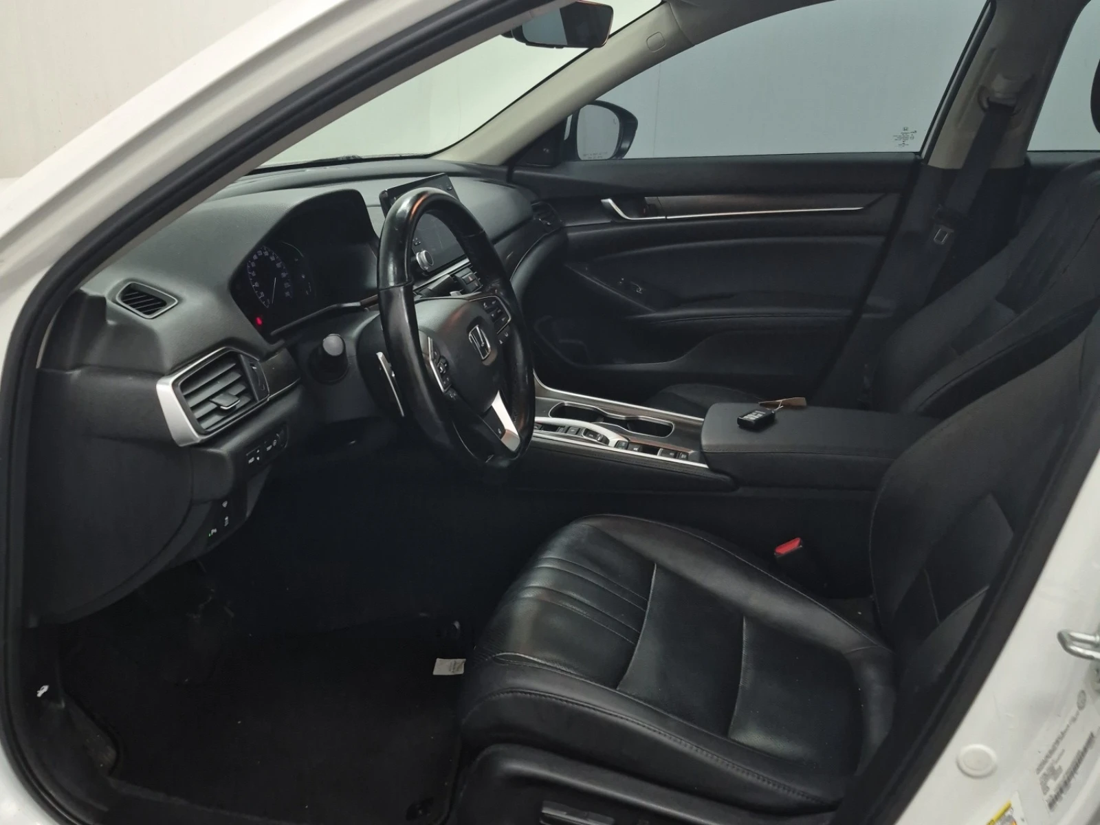 Honda Accord HYBRID 2.0 TOURING * * CARFAX * * ���� ������ * *  | Mobile.bg � ����������� 5