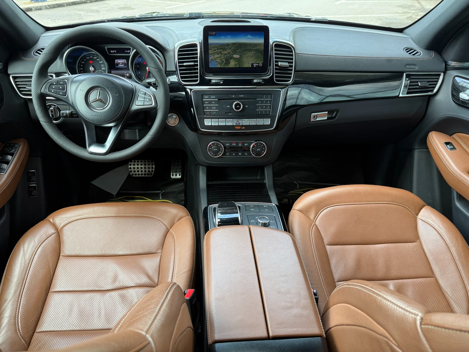 Mercedes-Benz GLS 450 6 МЕСЕЦА ГАРАНЦИЯ/AMG Pack 367к.с. 7 Местен, снимка 8 - Автомобили и джипове - 54779546