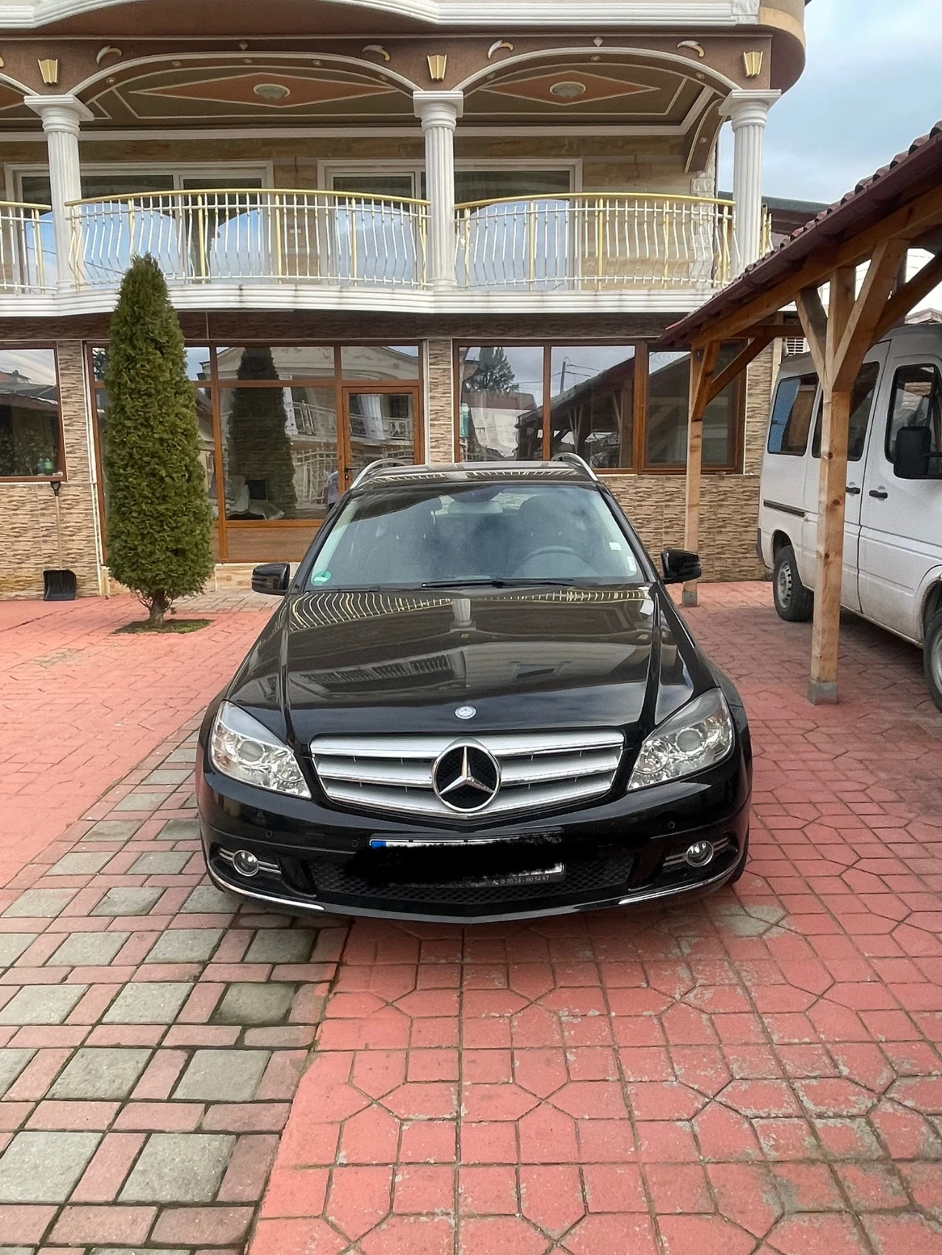Mercedes-Benz C 180