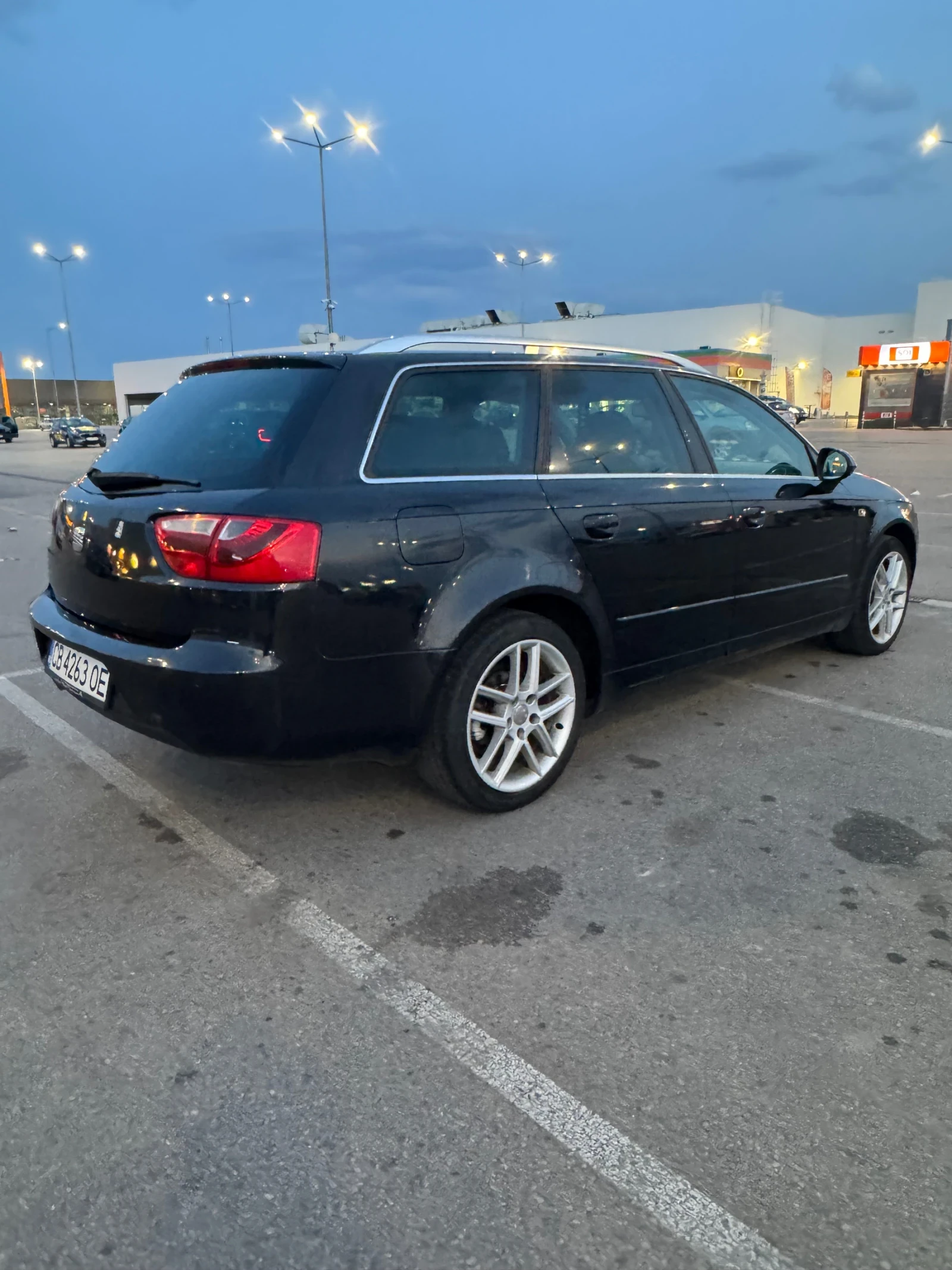 Seat Exeo 2.0 TDI Перфектно състояние , снимка 5 - Автомобили и джипове - 55335874