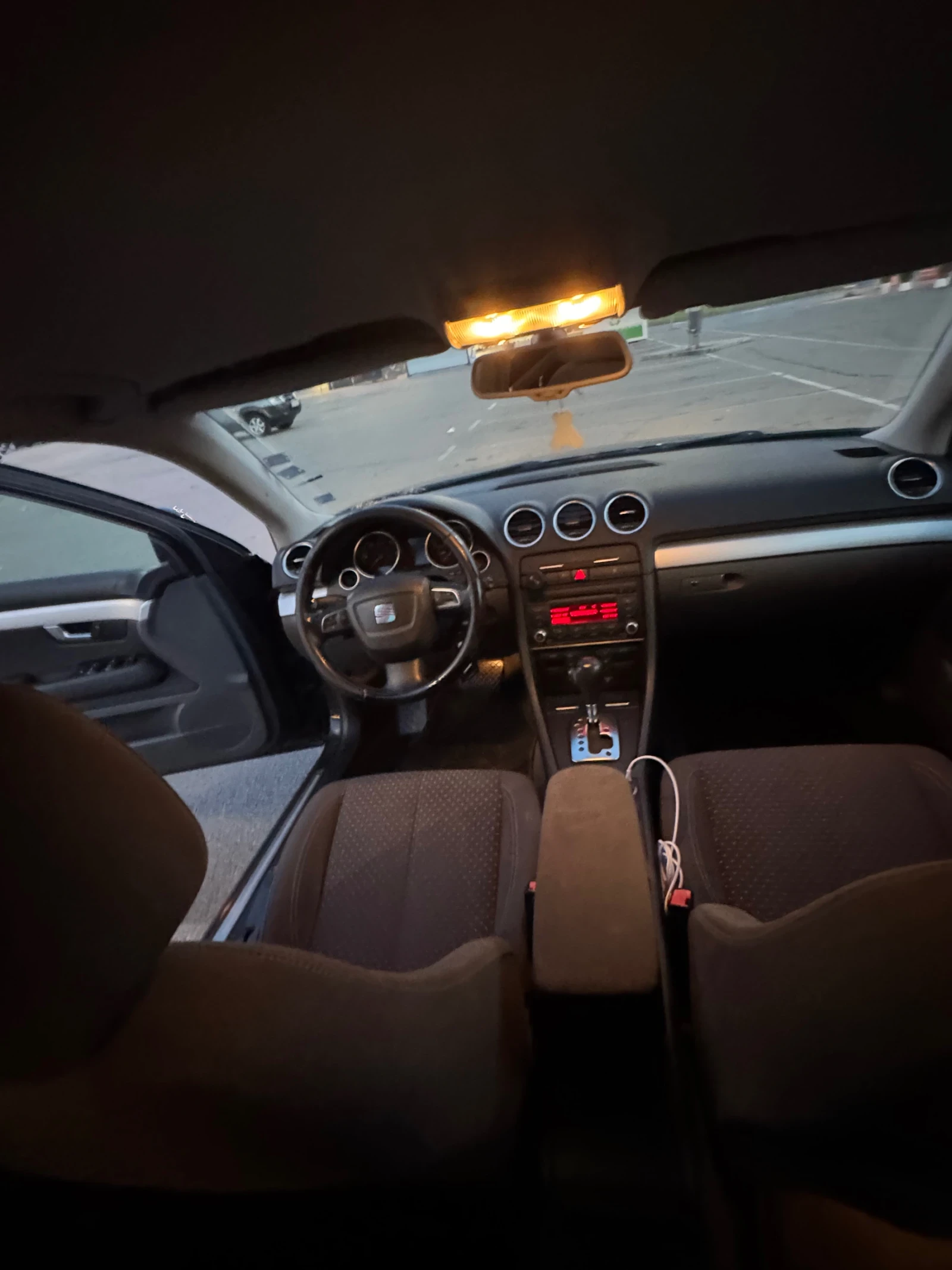 Seat Exeo 2.0 TDI Перфектно състояние , снимка 10 - Автомобили и джипове - 55335874