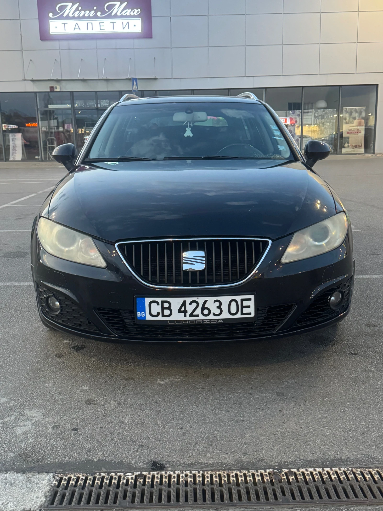 Seat Exeo 2.0 TDI Перфектно състояние , снимка 3 - Автомобили и джипове - 55335874
