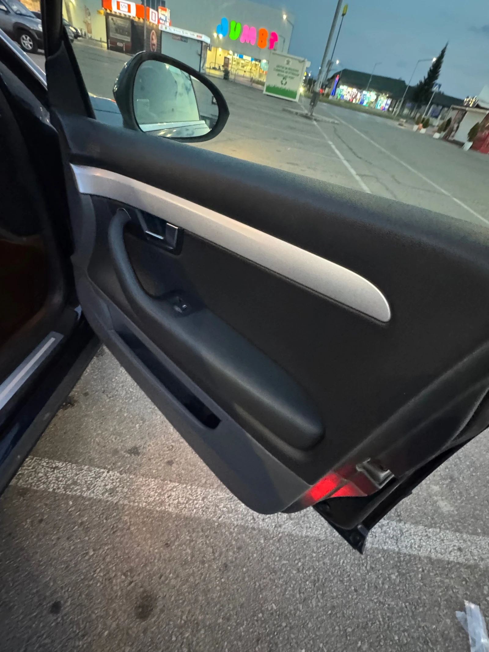 Seat Exeo 2.0 TDI Перфектно състояние , снимка 11 - Автомобили и джипове - 55335874