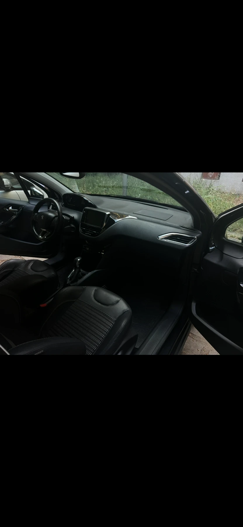 Peugeot 208, снимка 8 - Автомобили и джипове - 55444108