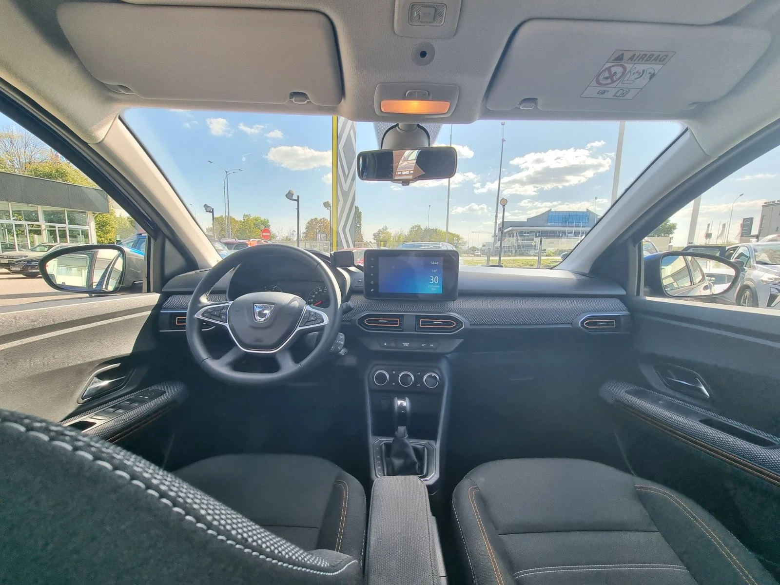 Dacia Sandero TCe 90 к.с. Start & Stop CVT, снимка 10 - Автомобили и джипове - 56297497