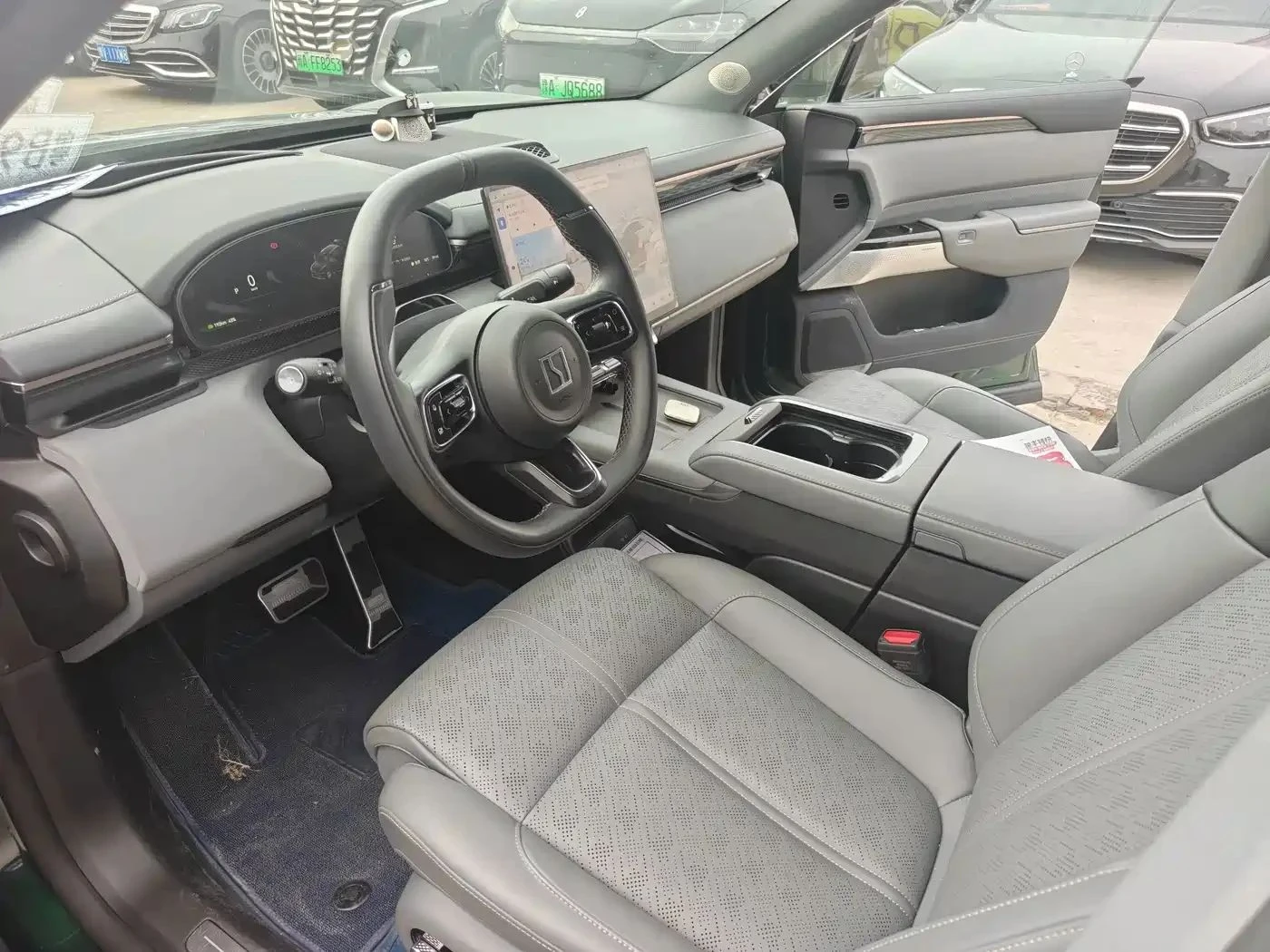 Zeekr 7X, снимка 3 - Автомобили и джипове - 56730461
