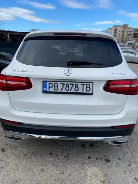 Mercedes-Benz GLC 220 2.2, снимка 4