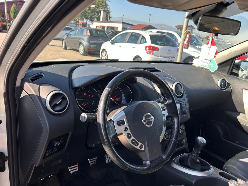 Nissan Qashqai 1.5DCI PANORAMA , снимка 10 - Автомобили и джипове - 47411194