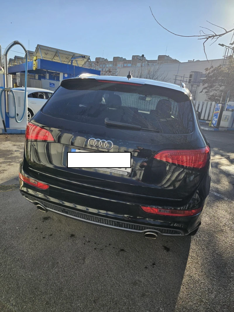 Audi Q5, снимка 9 - Автомобили и джипове - 48391556