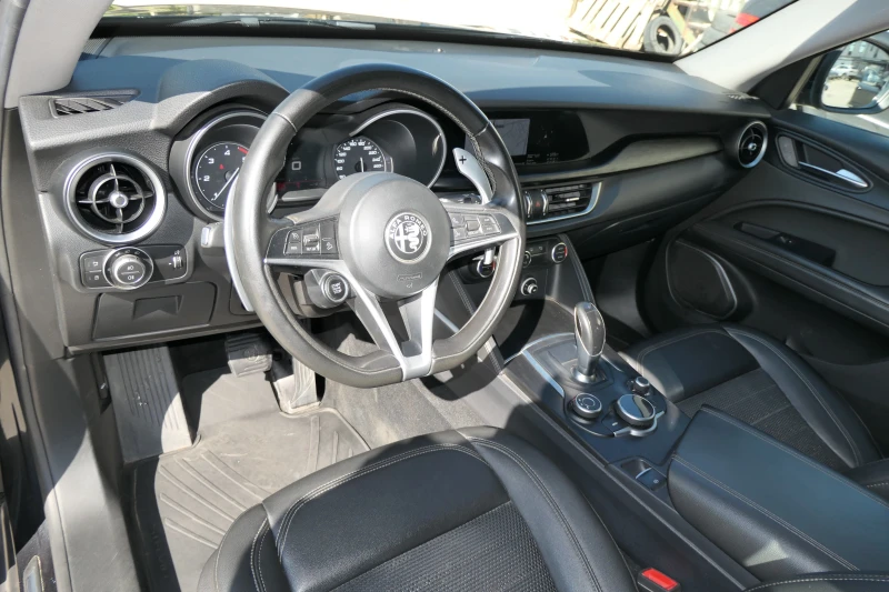 Alfa Romeo Stelvio 2.2JTDm 210кс Q4 Executive, снимка 10 - Автомобили и джипове - 48884644