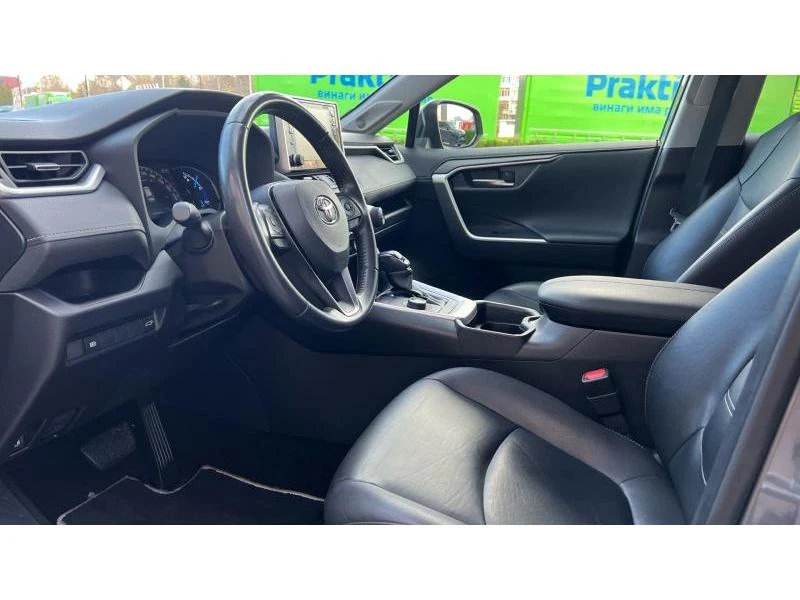 Toyota Rav4 2.5h Luxury AWD - изображение 9