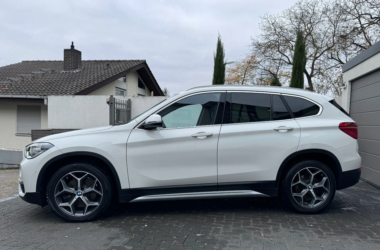 BMW X1 2.0D X-Line  - изображение 2