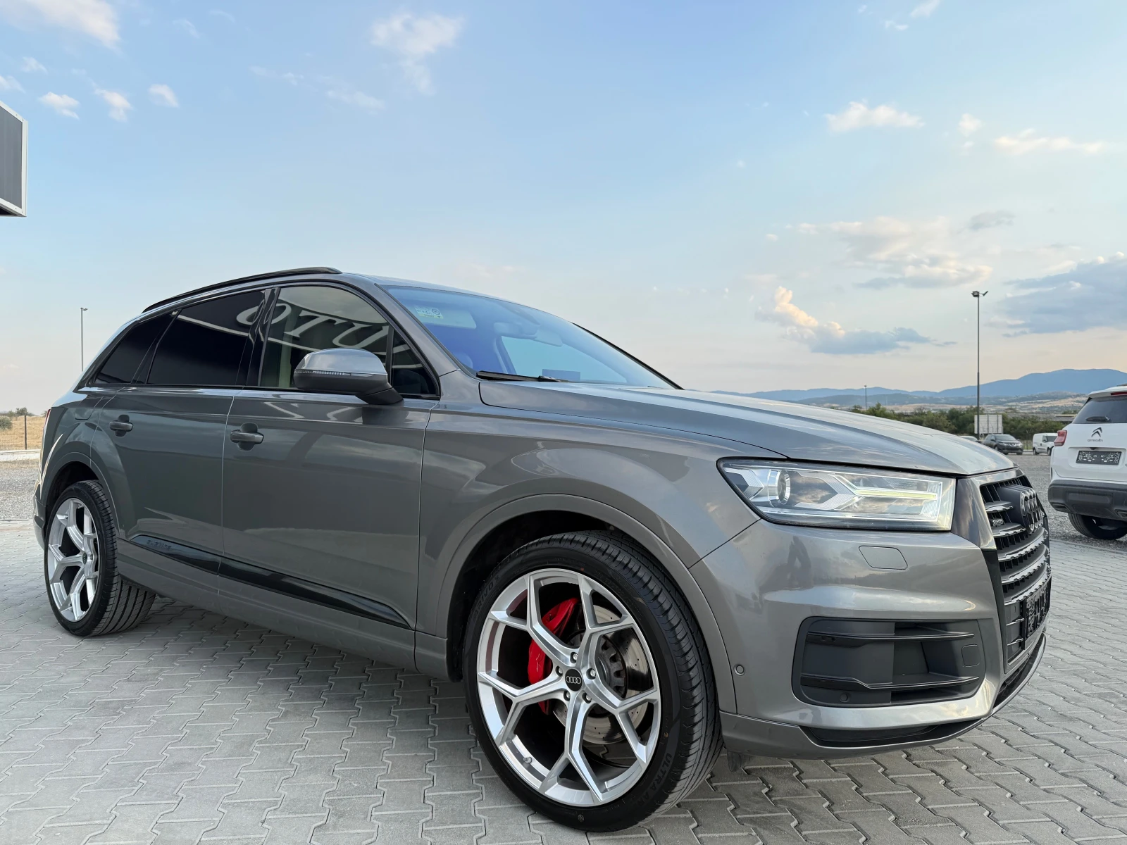 Audi Q7 3.0TDI 272 ks Собствен лизинг !!! - изображение 3