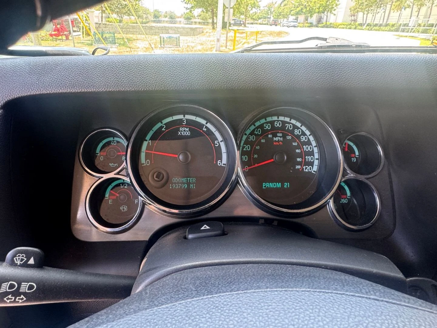Hummer H2 Подгрев* BOSE* Круиз Контрол* Кожа* ТВ* 4X4*  - изображение 10