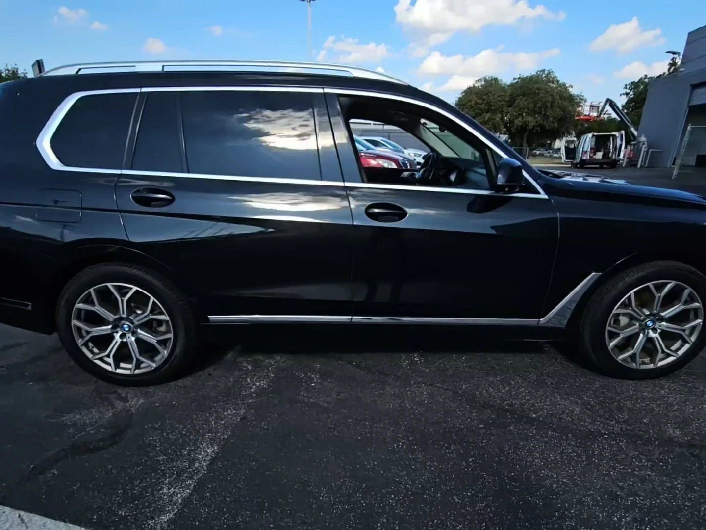 BMW X7  - изображение 2