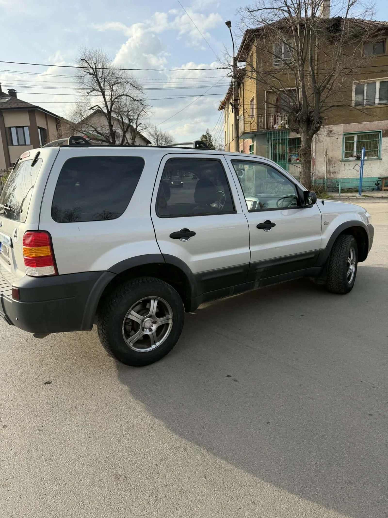 Ford Maverick 3.0 бензин  във много добро състояние, снимка 5 - Автомобили и джипове - 54221360