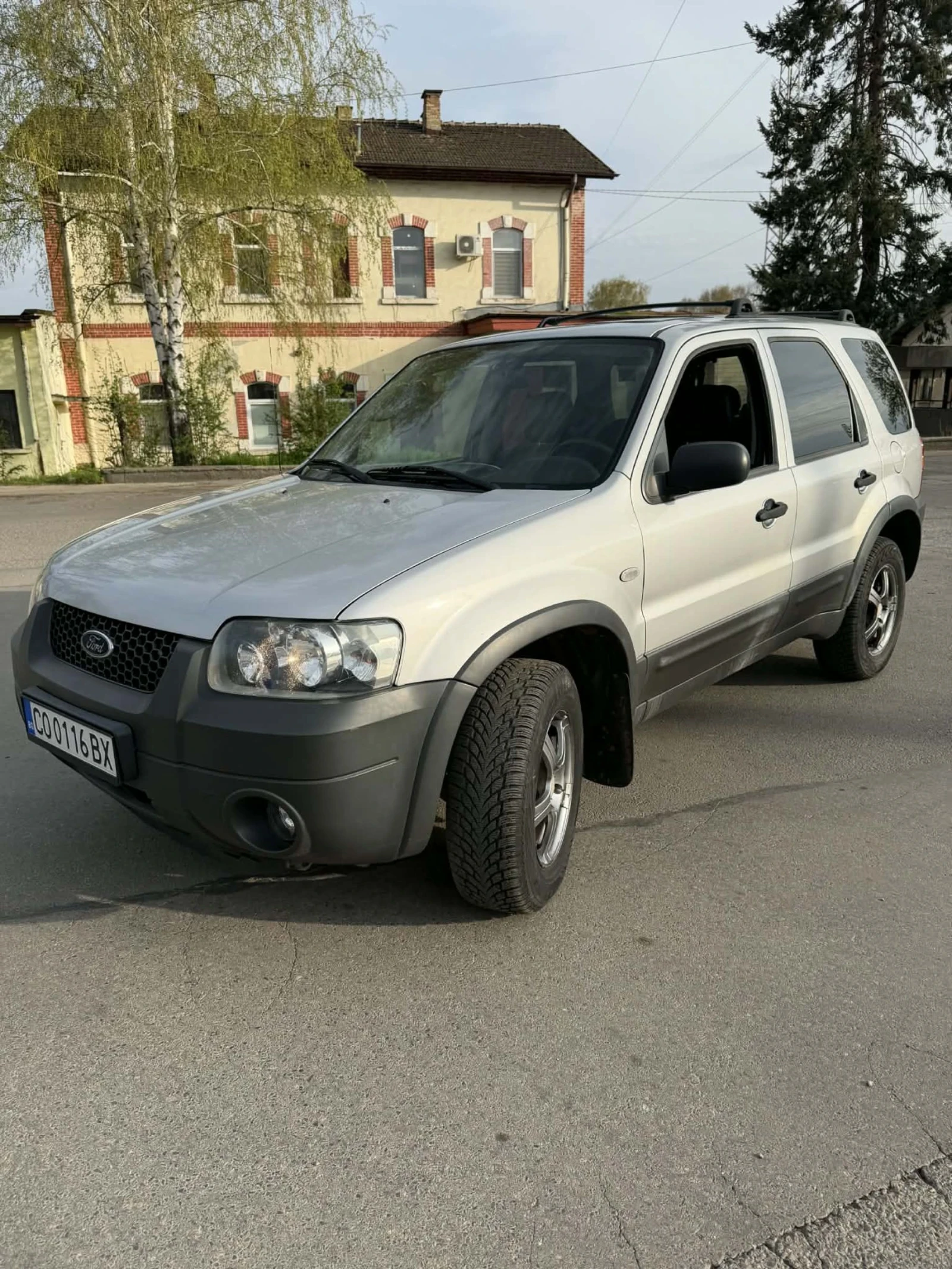 Ford Maverick 3.0 бензин  във много добро състояние, снимка 3 - Автомобили и джипове - 54221360