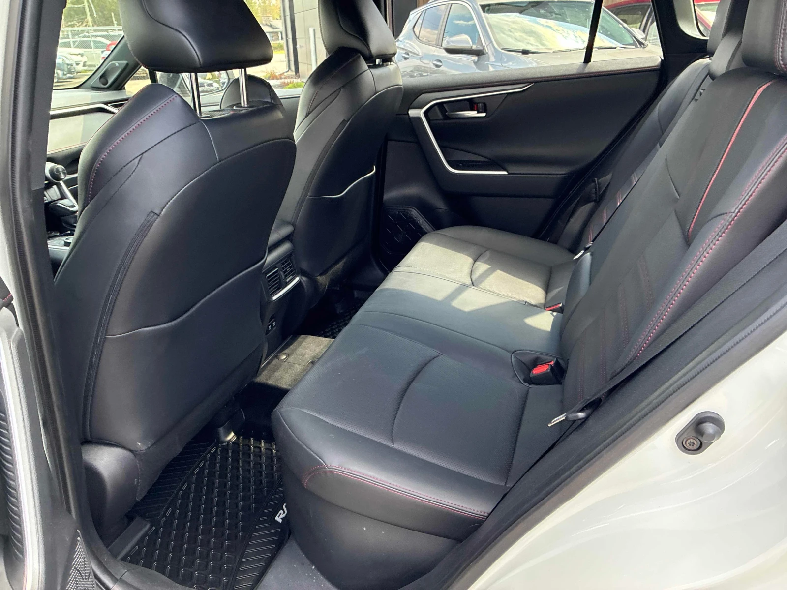 Toyota Rav4 Prime/XSE AWD/PANO/OBDUHVANE/17805km, снимка 9 - Автомобили и джипове - 54439370