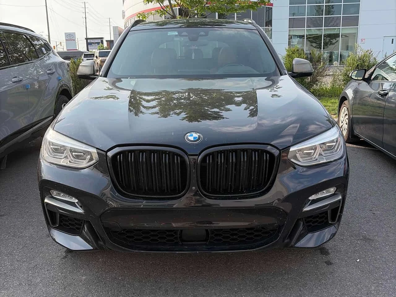 BMW X3 M40i/360/ПАНОРАМА/ДИСТРОНИК/ГУМИ+ ДЖАНТИ , снимка 2 - Автомобили и джипове - 55096322
