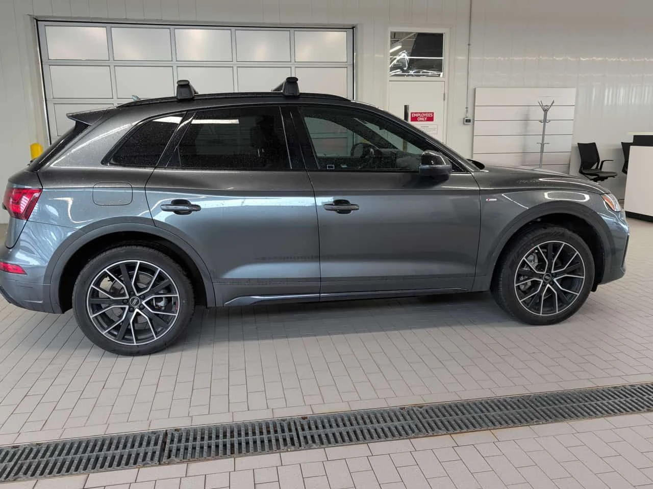 Audi Q5 * Progressiv * ГЛАВНО ПРЕДСТАВИТЕЛСТВО НА AUDI, снимка 4 - Автомобили и джипове - 55158631
