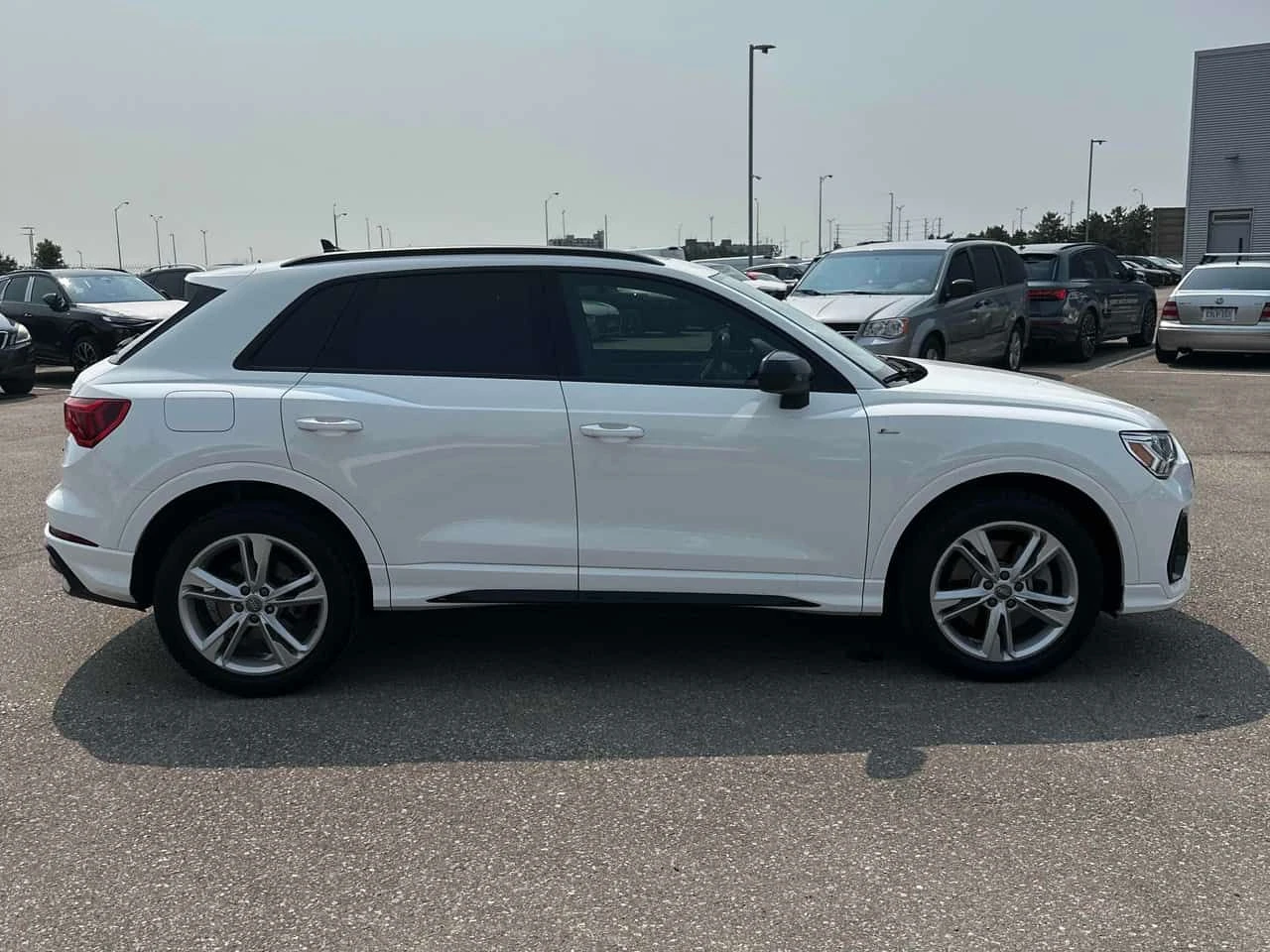Audi Q3 PROGRESSIV S-LINE* BLACK OPTIC* PANORAMA* , снимка 3 - Автомобили и джипове - 55512929