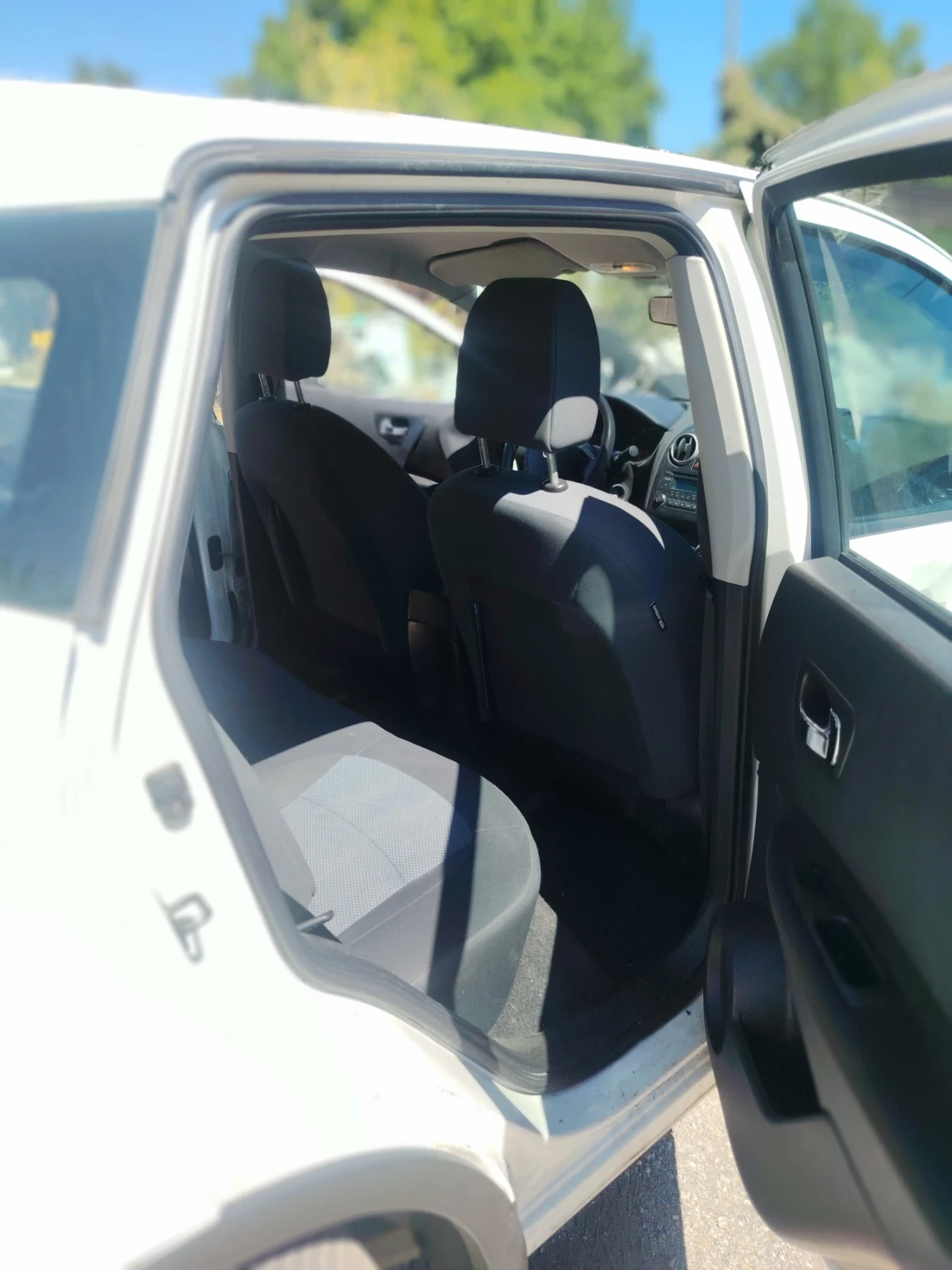 Nissan Qashqai Германия , снимка 10 - Автомобили и джипове - 55697649