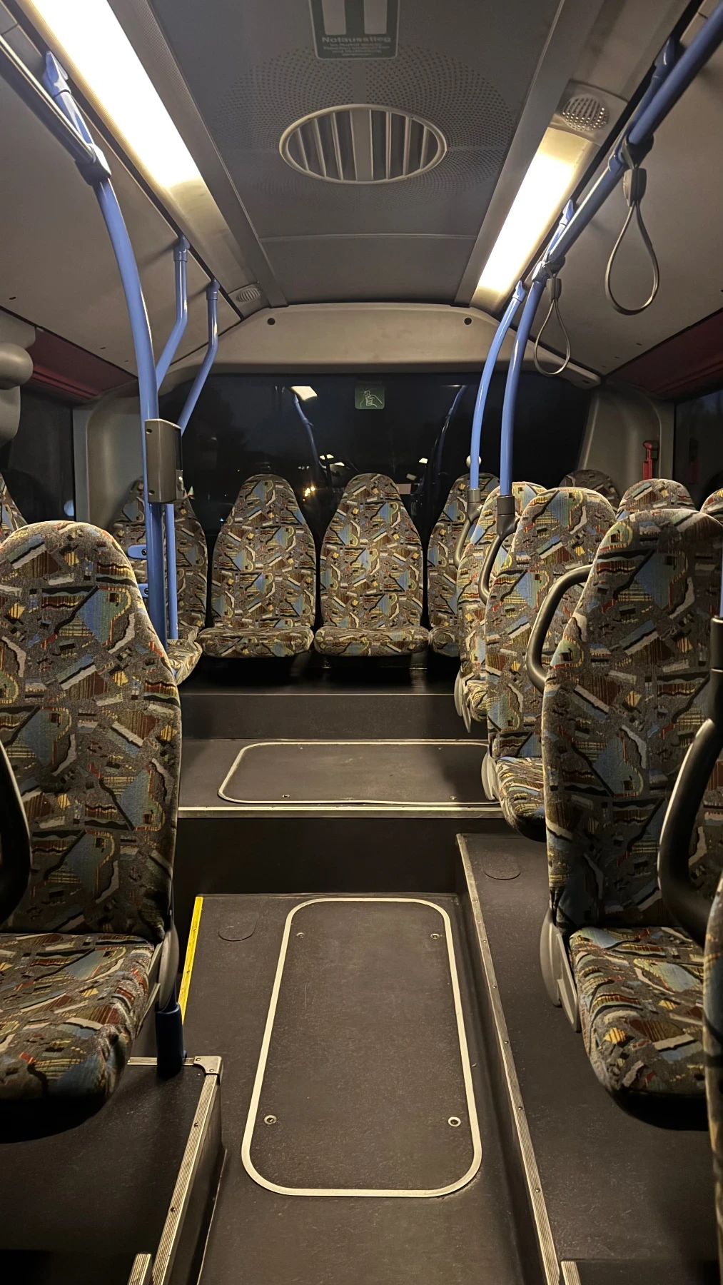 Mercedes-Benz Citaro Нов Внос!КЛИМАТИК, LE ZF EURO 5 Топ Състояние!, снимка 14 - Бусове и автобуси - 53804105