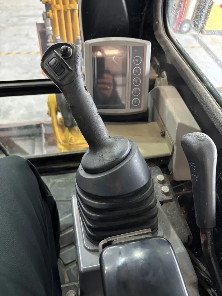 Багер Cat 304ECR - изображение 7