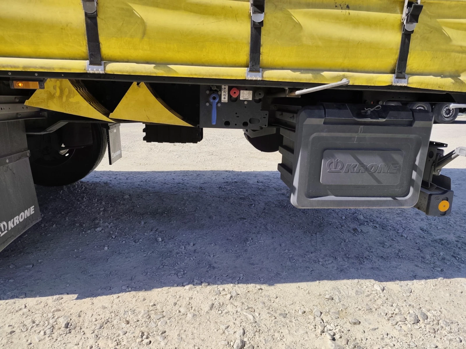 Полуремарке Krone Profi Liner SD, снимка 13 - Ремаркета - 56728213