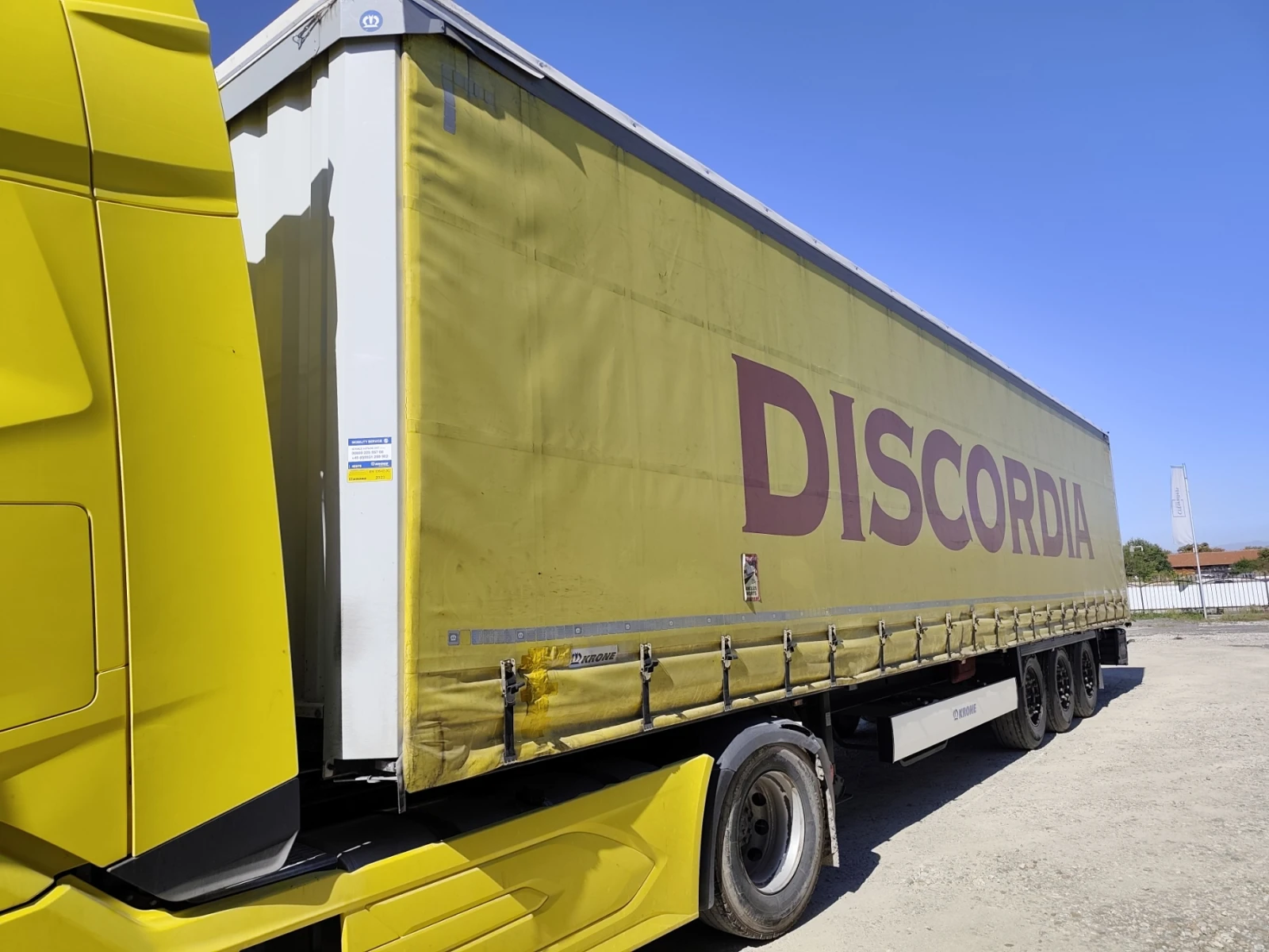 Полуремарке Krone Profi Liner SD, снимка 2 - Ремаркета - 56728213