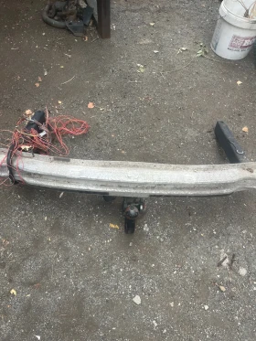 Теглич за Audi A4, снимка 1