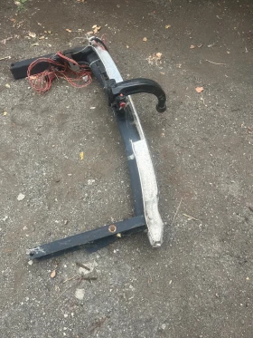 Теглич за Audi A4, снимка 4 - Части - 52811697