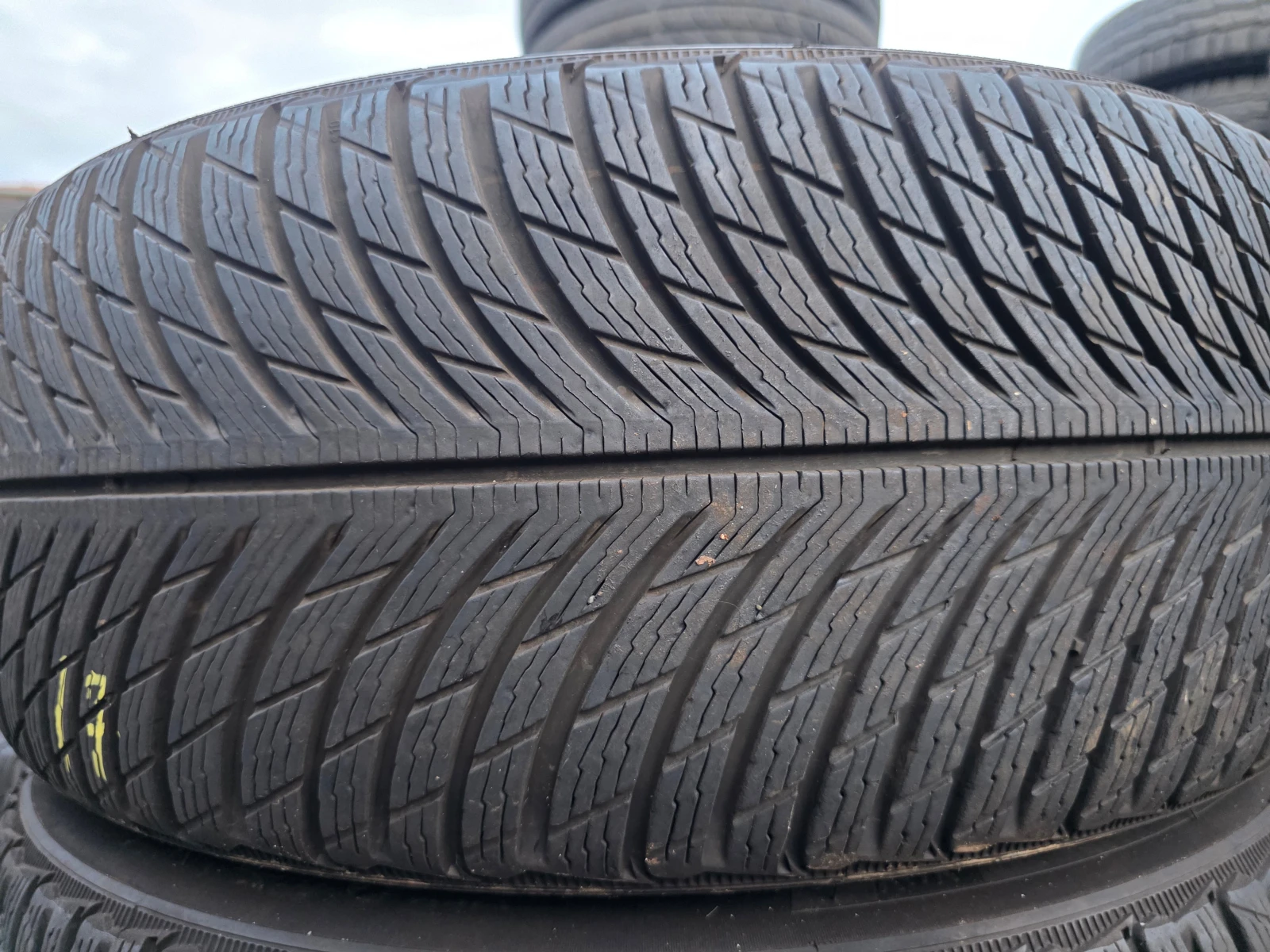 ���� 235/55R17 | Mobile.bg � ����������� 1