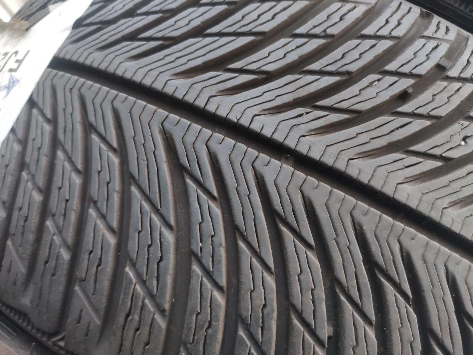 ���� 235/55R17 | Mobile.bg � ����������� 8