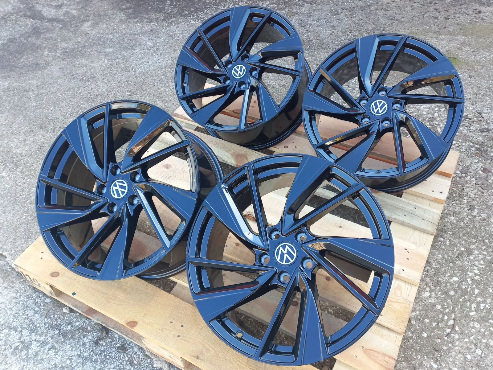 Джанти за VW, снимка 12 - Гуми и джанти - 54982004