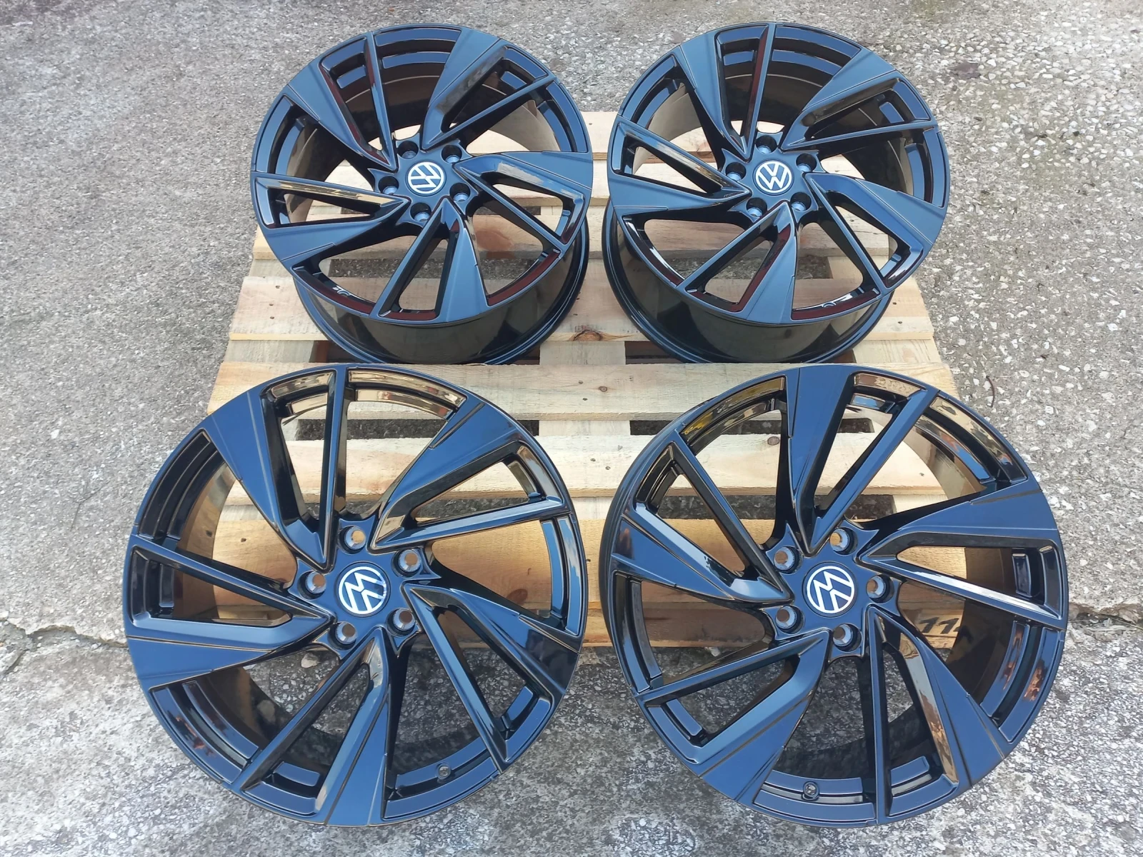 Джанти за VW, снимка 7 - Гуми и джанти - 54982004