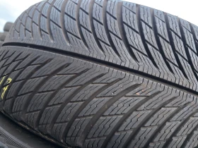 Гуми Зимни 235/55R17, снимка 3 - Гуми и джанти - 53309671