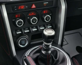 Subaru BRZ Sport-tech RWD* АвтоКредит* (Цена до БГ) , снимка 8
