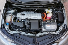 Toyota Auris 1.8 HYBRID BLACK EDITION STYLE | Mobile.bg   13
