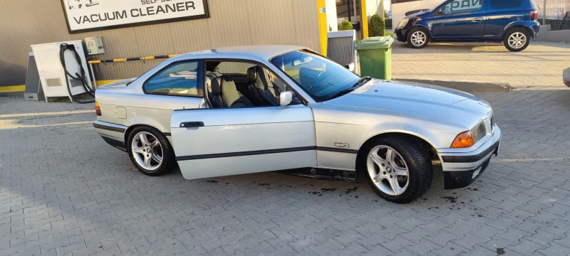 BMW 318 Facelift M44, снимка 1 - Автомобили и джипове - 47720003