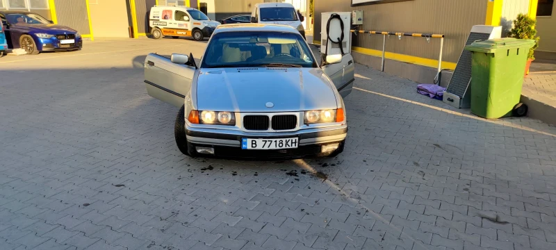 BMW 318 Facelift M44, снимка 3 - Автомобили и джипове - 47720003