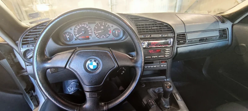 BMW 318 Facelift M44, снимка 6 - Автомобили и джипове - 47720003